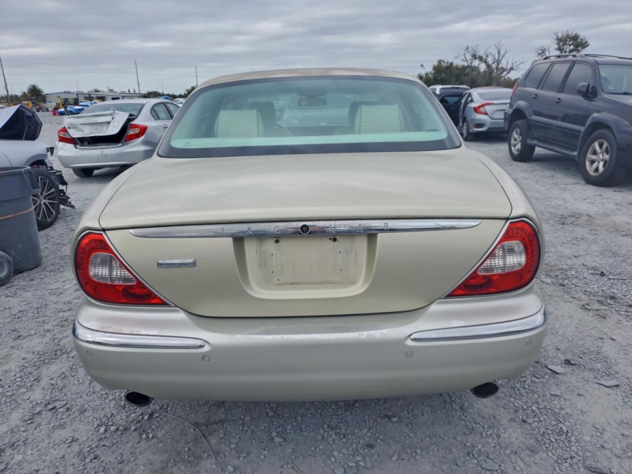 Lot #3315892160 2007 JAGUAR VANDENPLAS