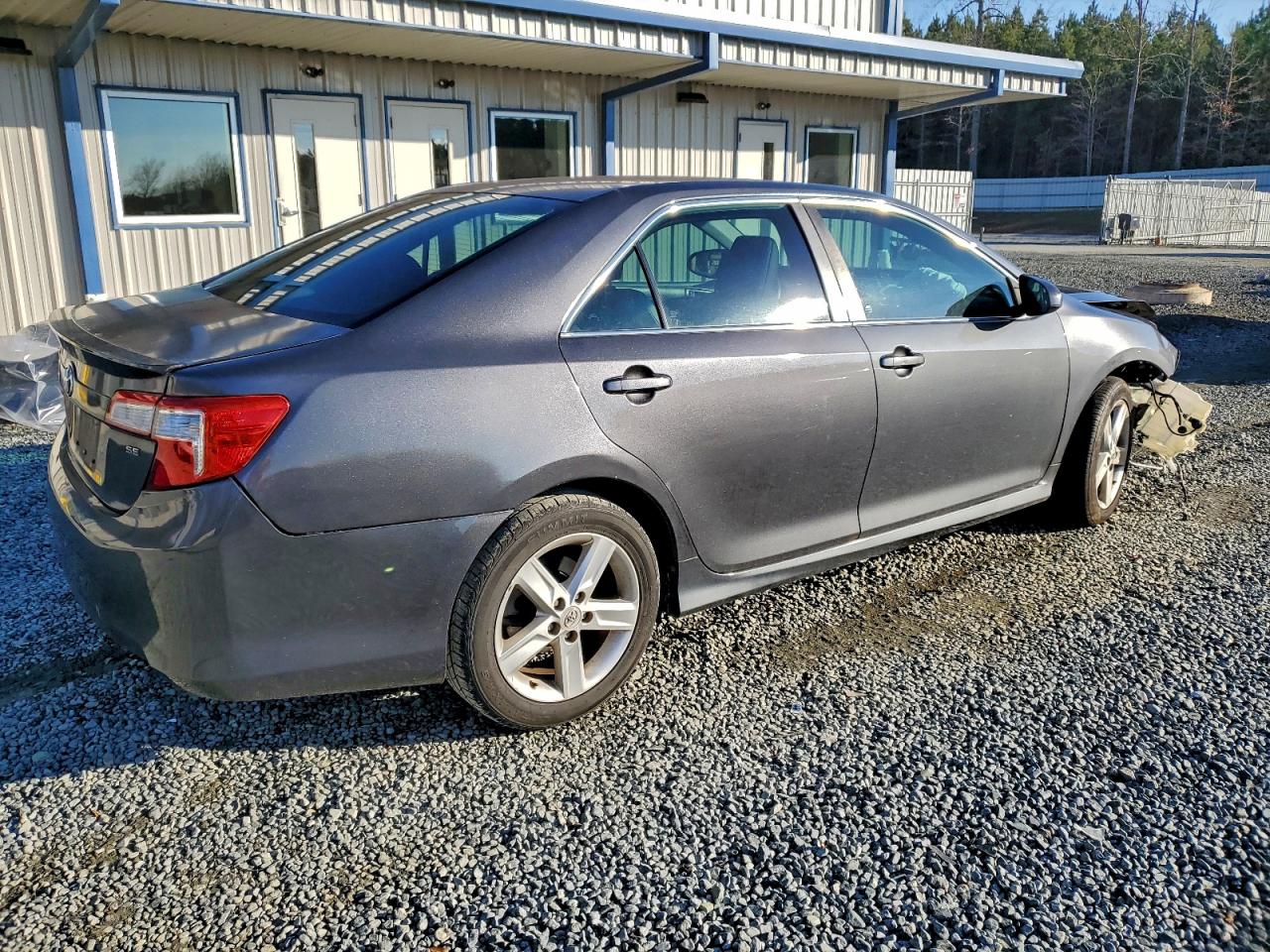 TOYOTA CAMRY L