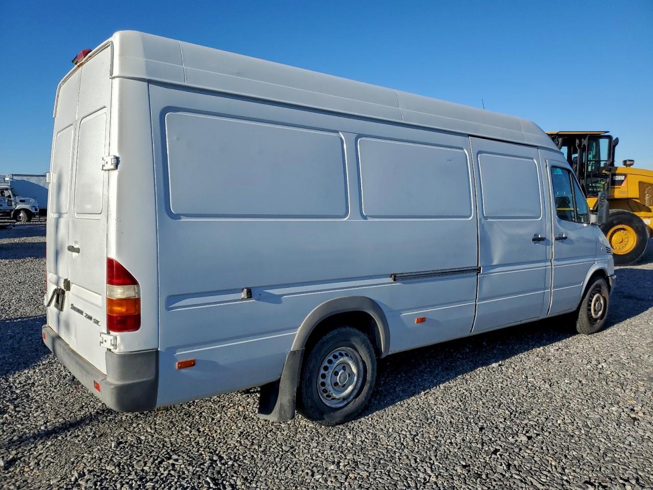 Lot #3308784998 2006 FREIGHTLINER SPRINTER 2