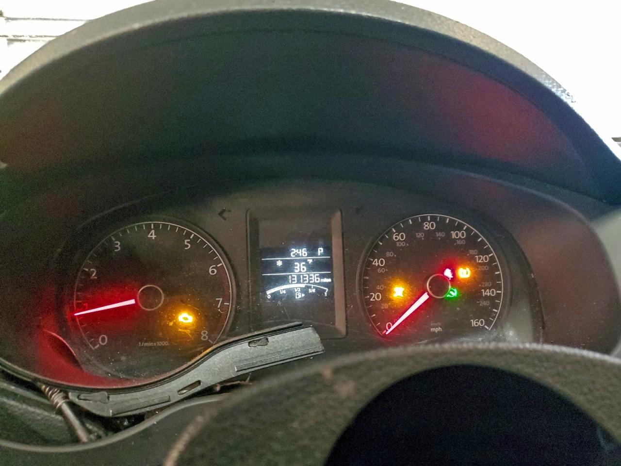 Lot #3311722255 2011 VOLKSWAGEN JETTA SE