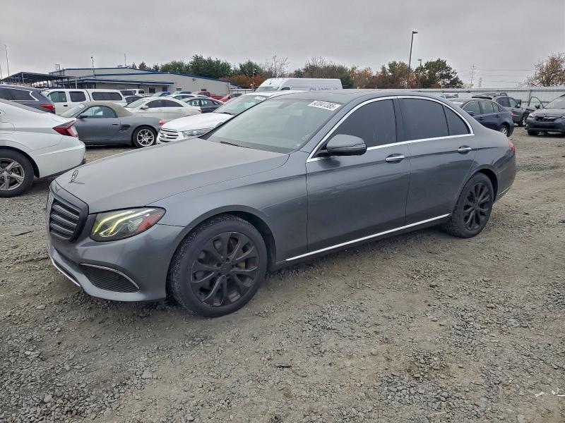 2017 MERCEDES-BENZ E 300 #3315707469