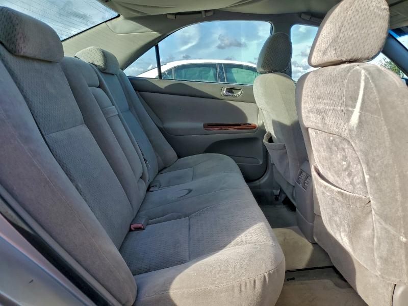 2004 TOYOTA CAMRY LE #3302878924