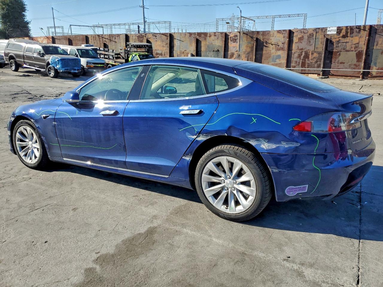 TESLA MODEL S