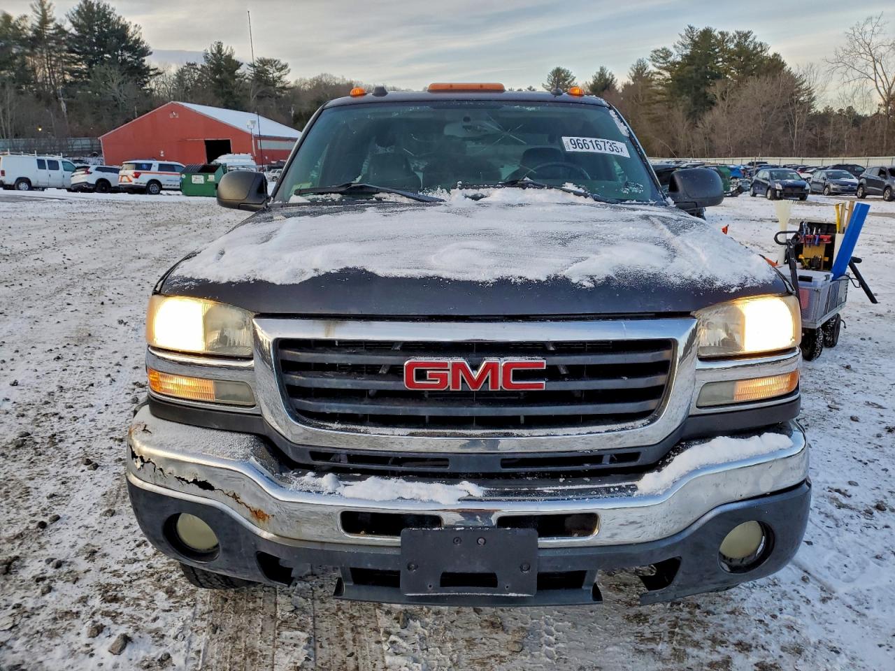 Lot #3316717428 2005 GMC SIERRA K25