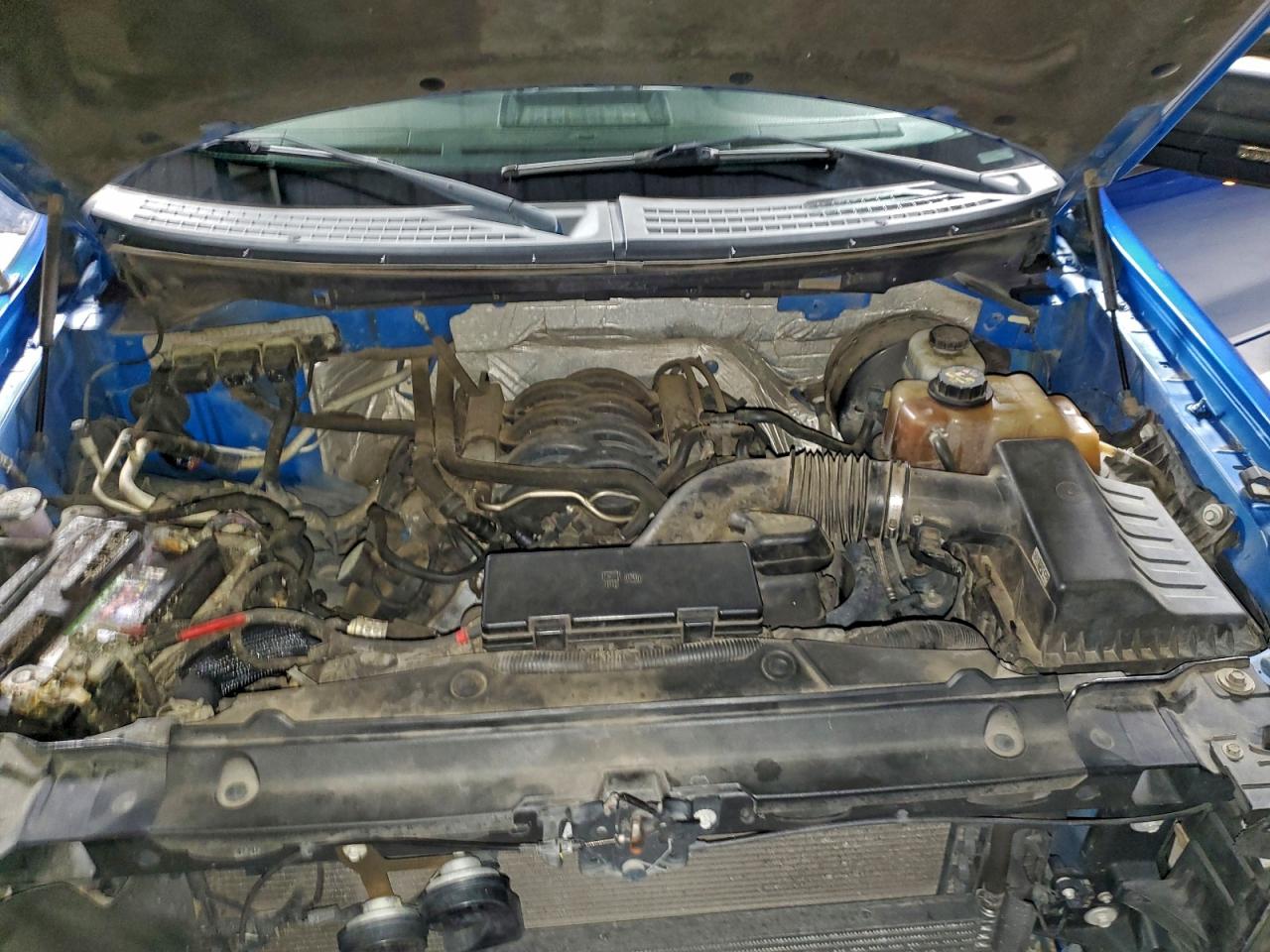 FORD F-150 SUPER CAB