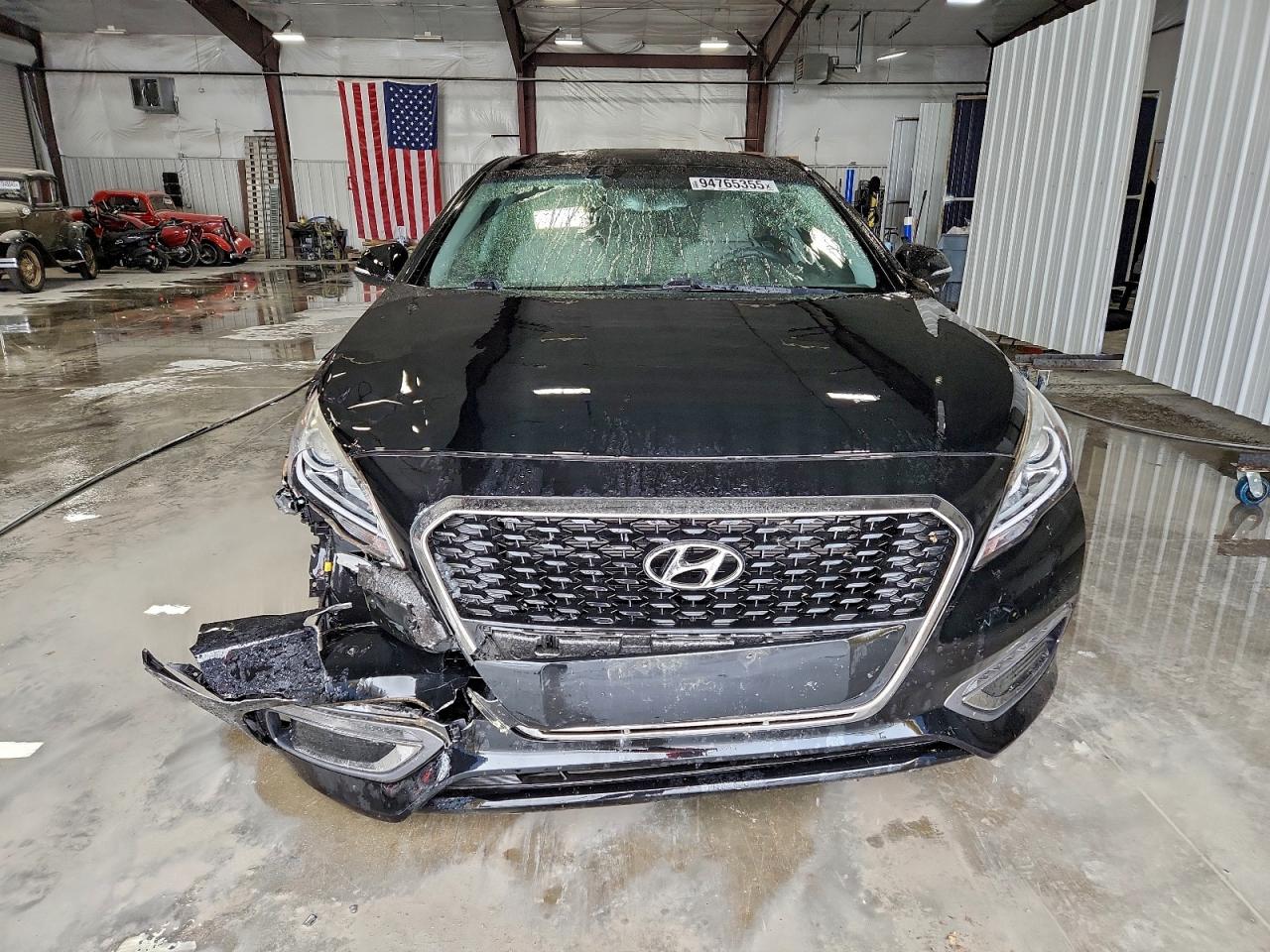 HYUNDAI SONATA HYBRID