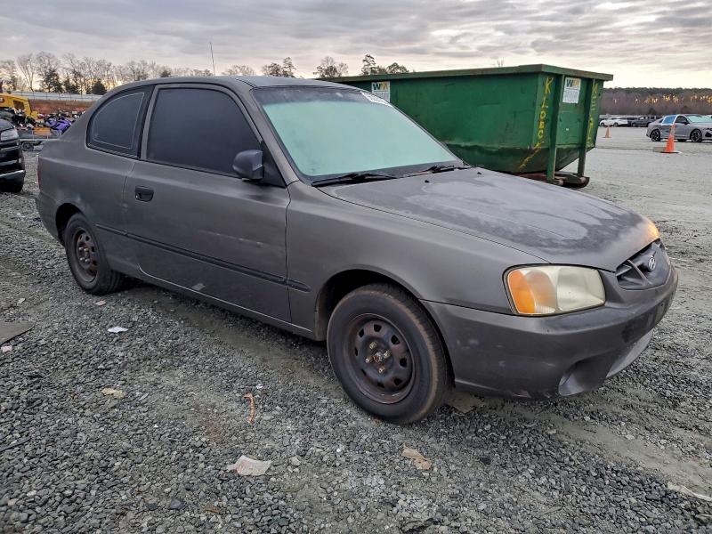 2001 HYUNDAI ACCENT L #3312510638