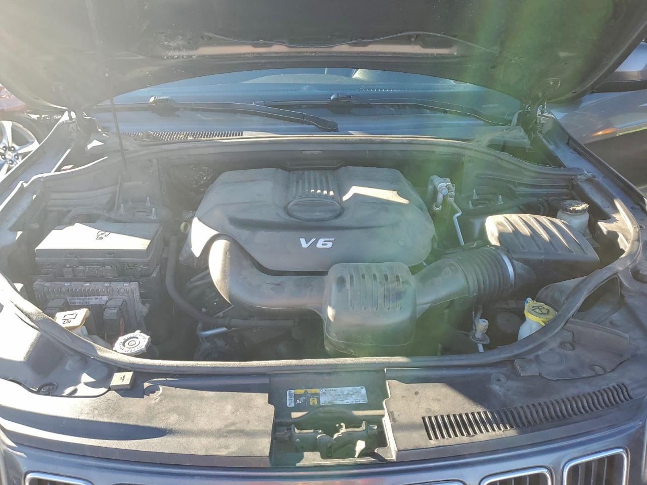 JEEP GRAND CHEROKEE LAREDO