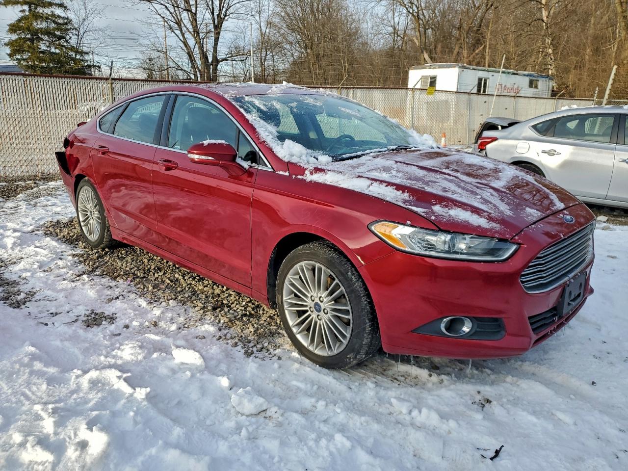FORD FUSION SE
