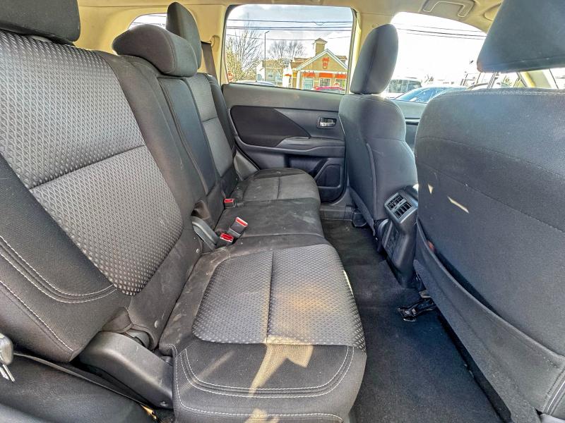 2019 MITSUBISHI OUTLANDER #3315747370