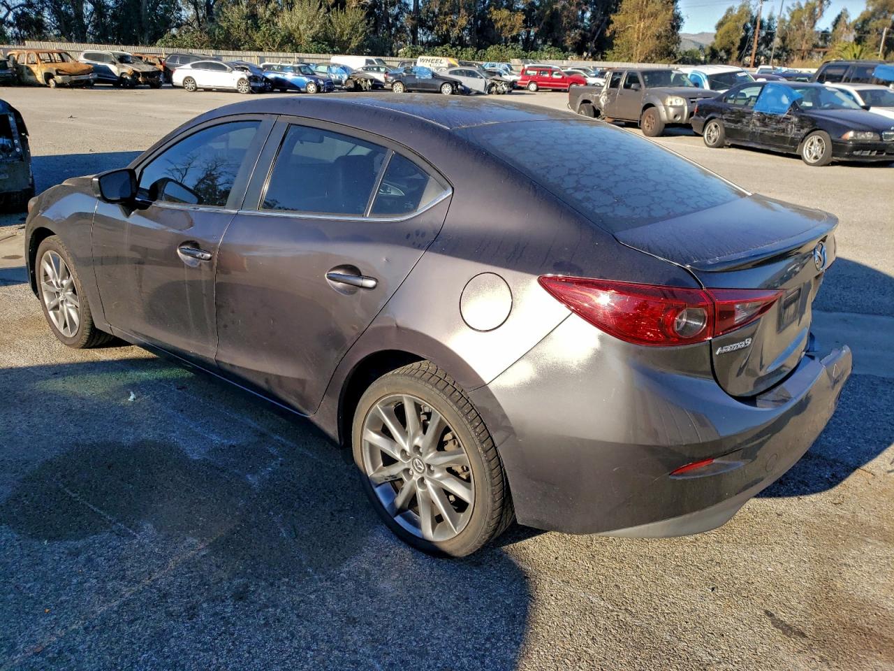 MAZDA 3 TOURING