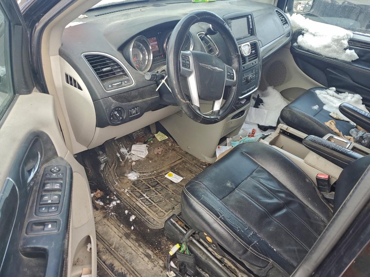 CHRYSLER TOWN & COUNTRY TOURING