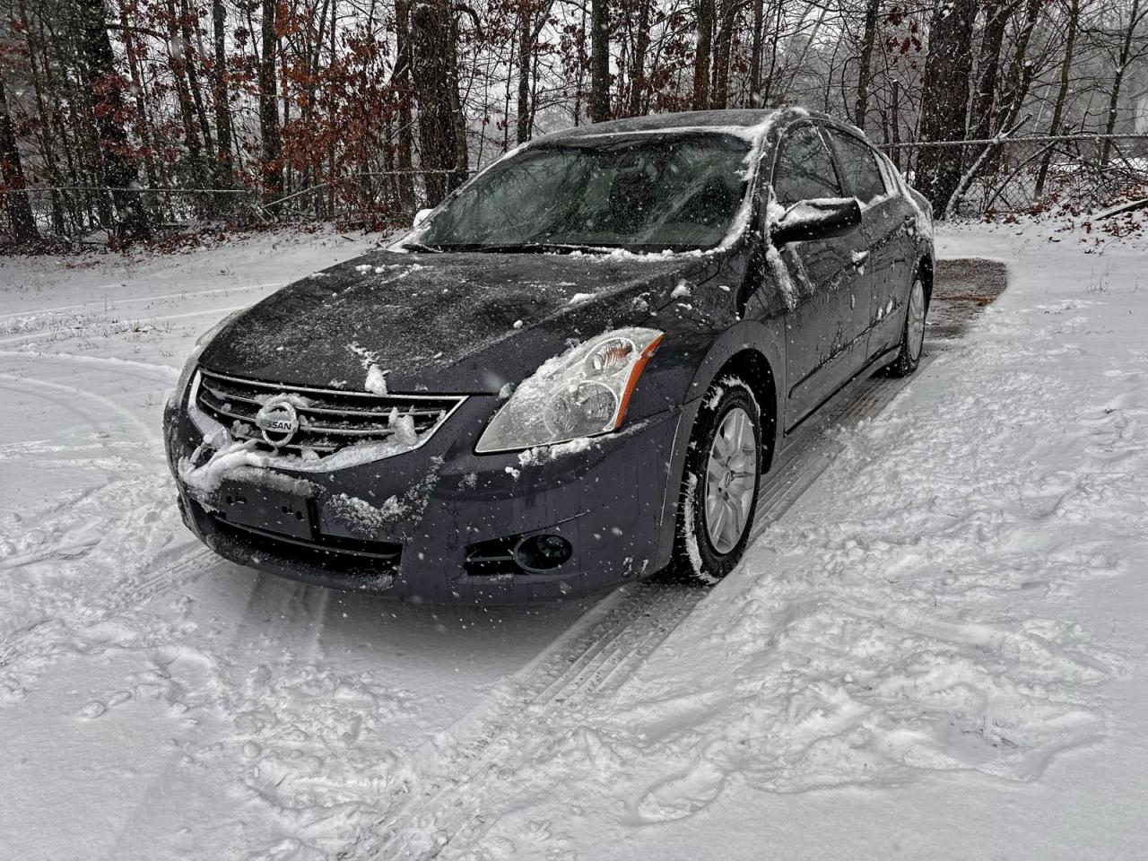 NISSAN ALTIMA BASE