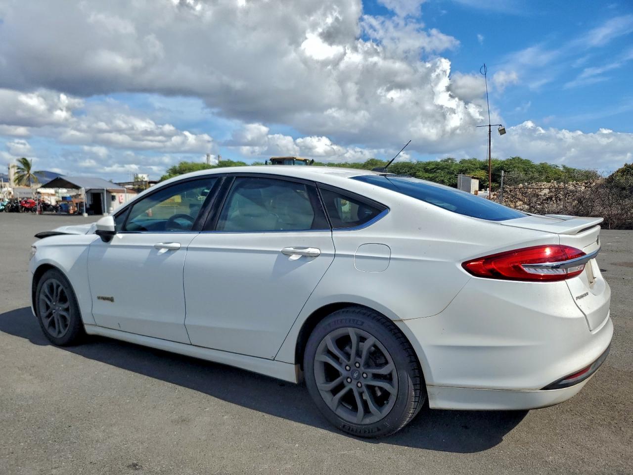 FORD FUSION SE HYBRID