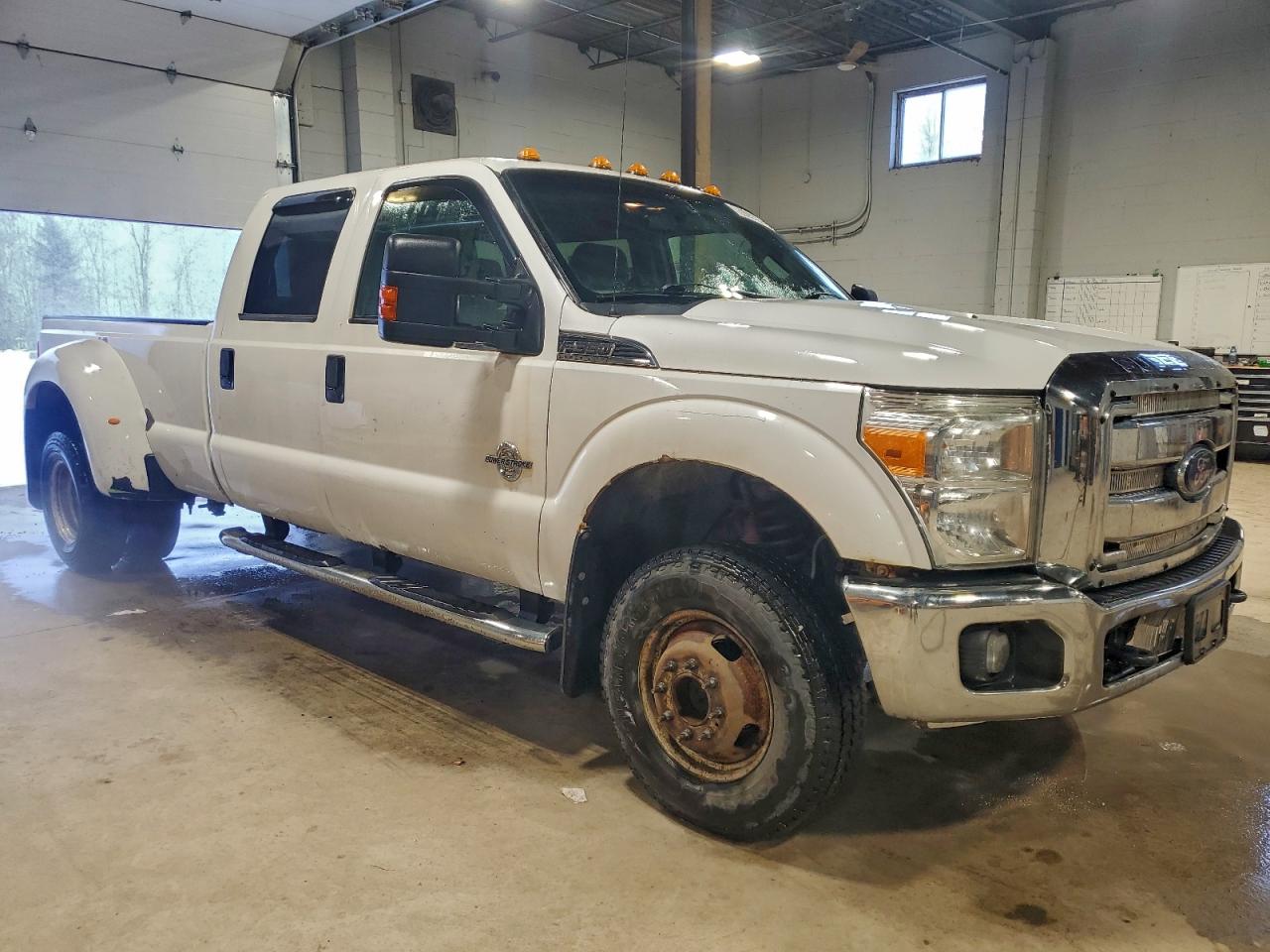 FORD F-350 SUPER DUTY