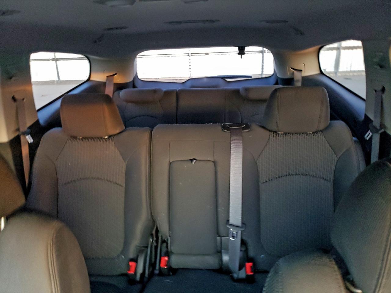 CHEVROLET TRAVERSE LT