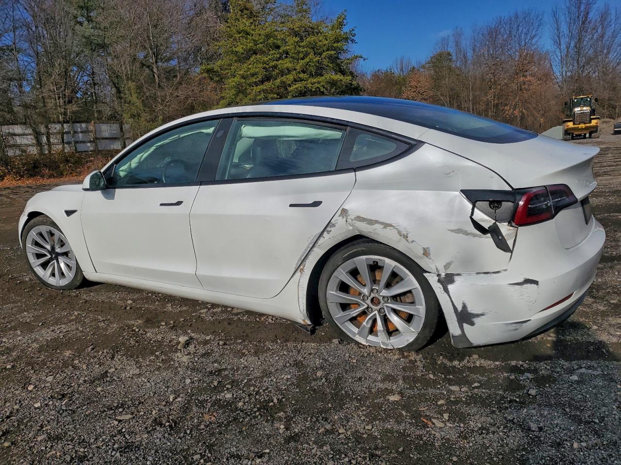 Lot #3315688711 2022 TESLA MODEL 3