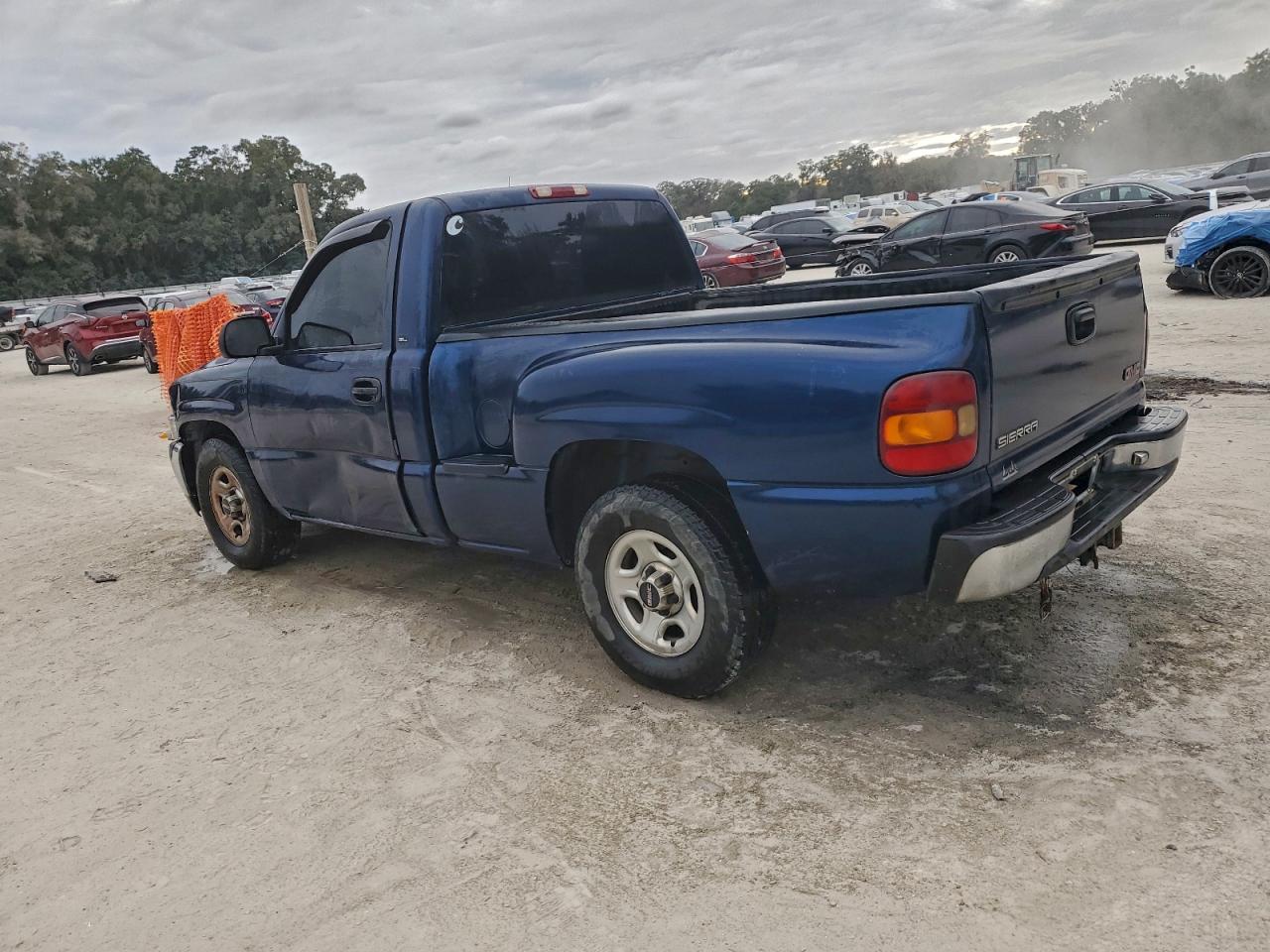 Lot #3302855953 2000 GMC NEW SIERRA