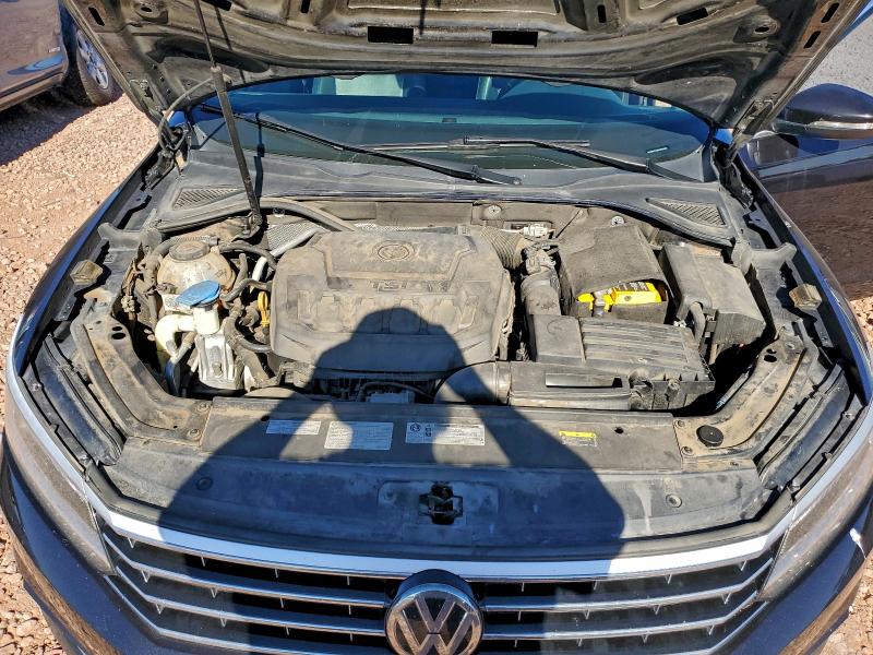 2018 VOLKSWAGEN PASSAT SE #3318169390