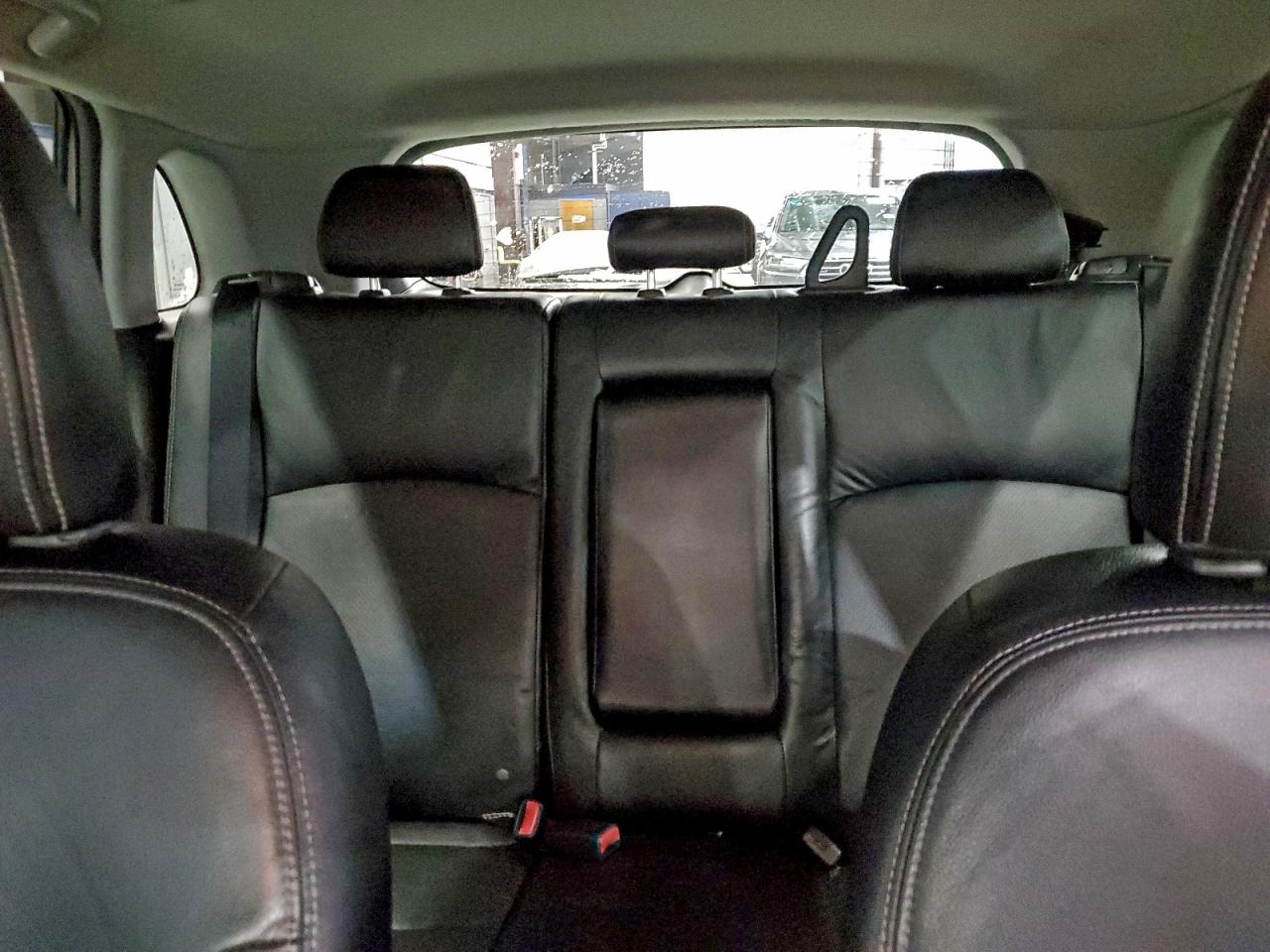 MITSUBISHI OUTLANDER SE