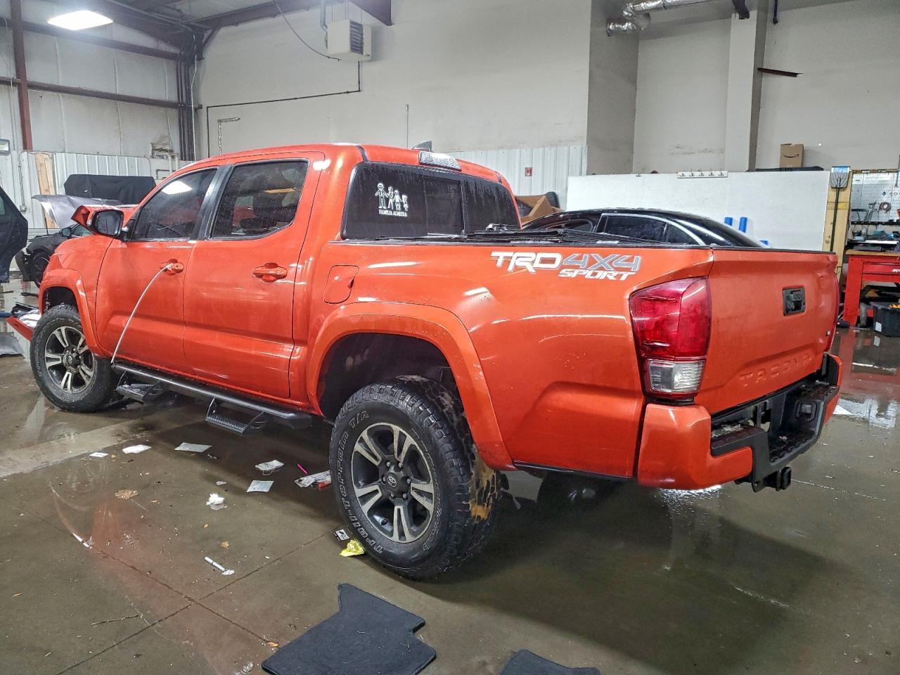 TOYOTA TACOMA DOUBLE CAB