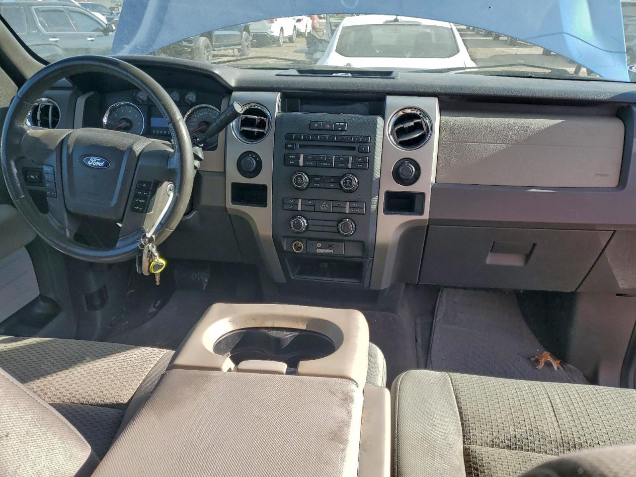 FORD F-150 SUPER CAB