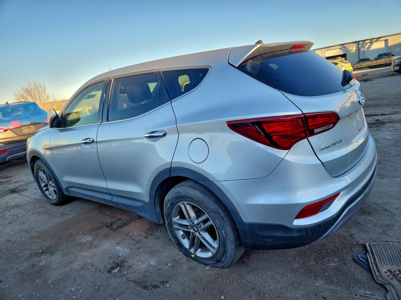 Lot #3318081381 2018 HYUNDAI SANTA FE S