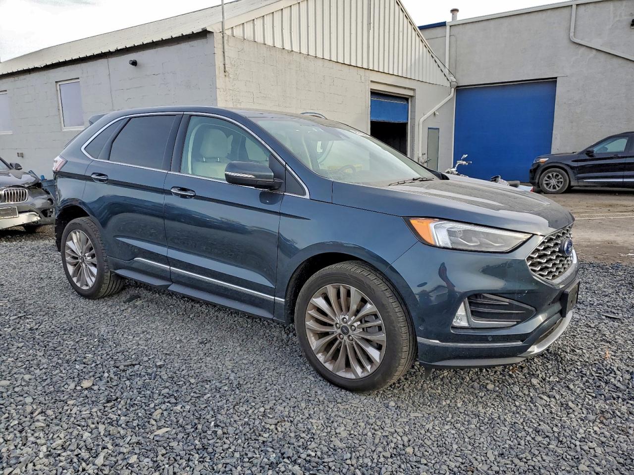 FORD EDGE TITANIUM