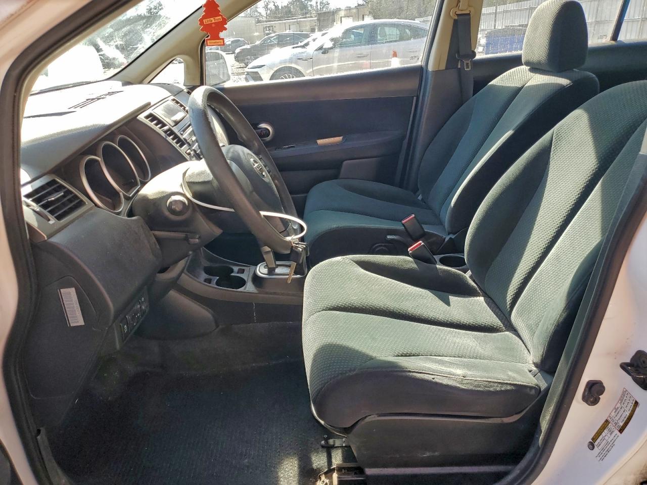 Lot #3316843703 2012 NISSAN VERSA S