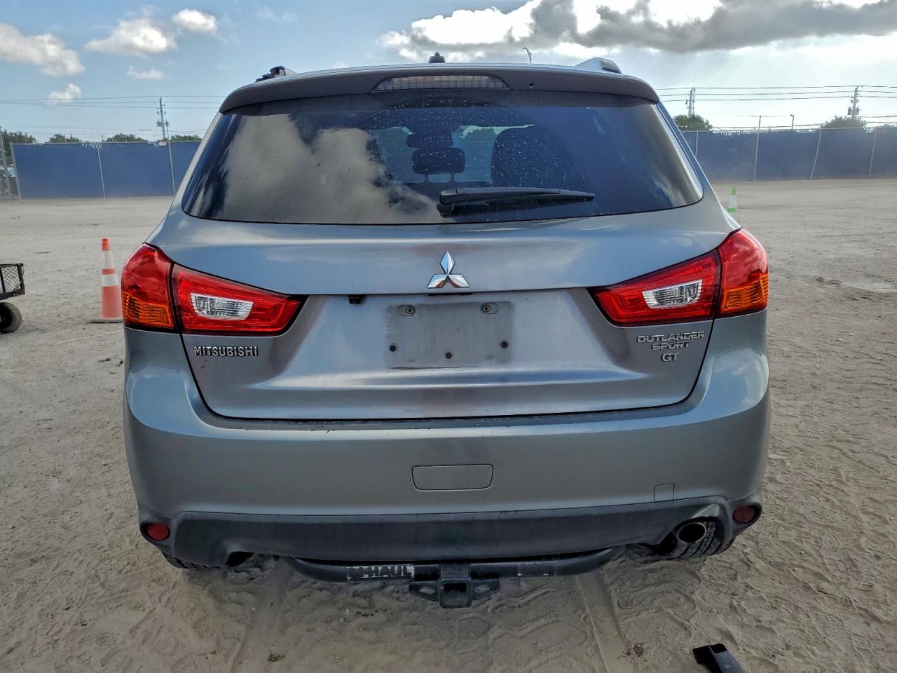 MITSUBISHI OUTLANDER SEL