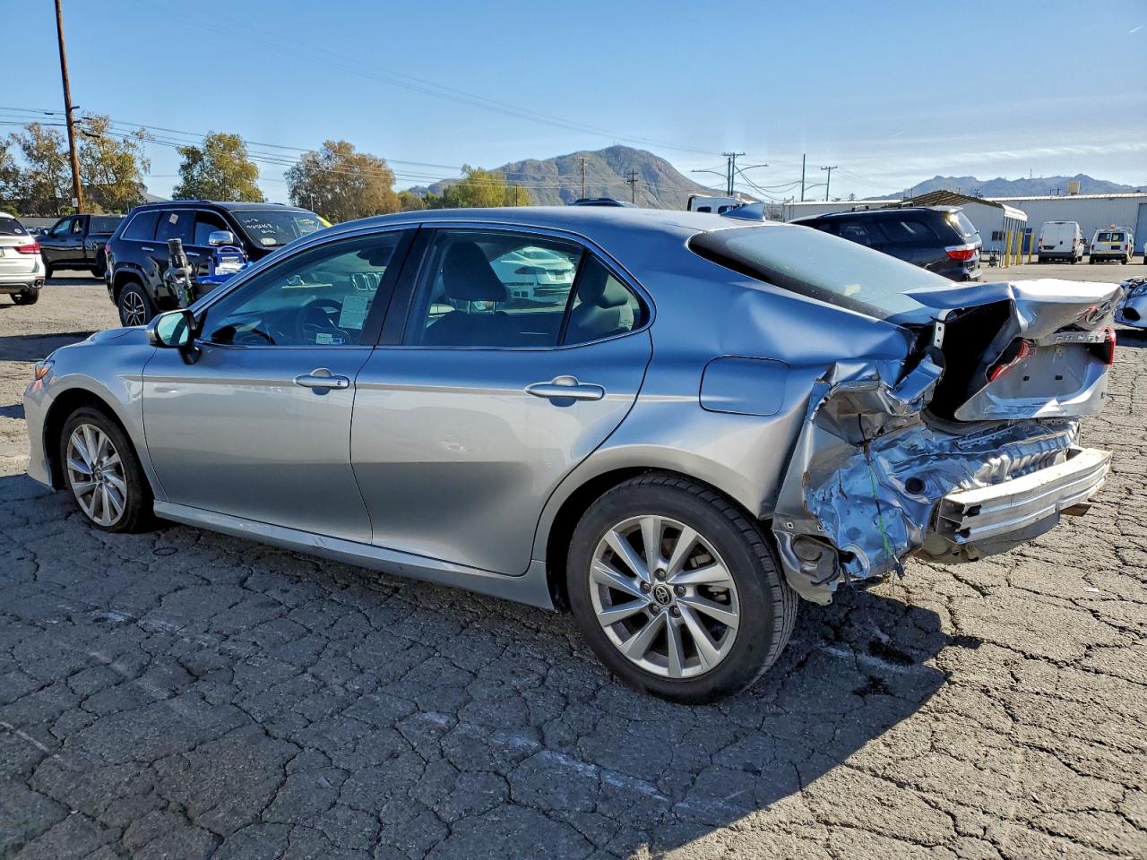 Lot #3311604326 2023 TOYOTA CAMRY LE
