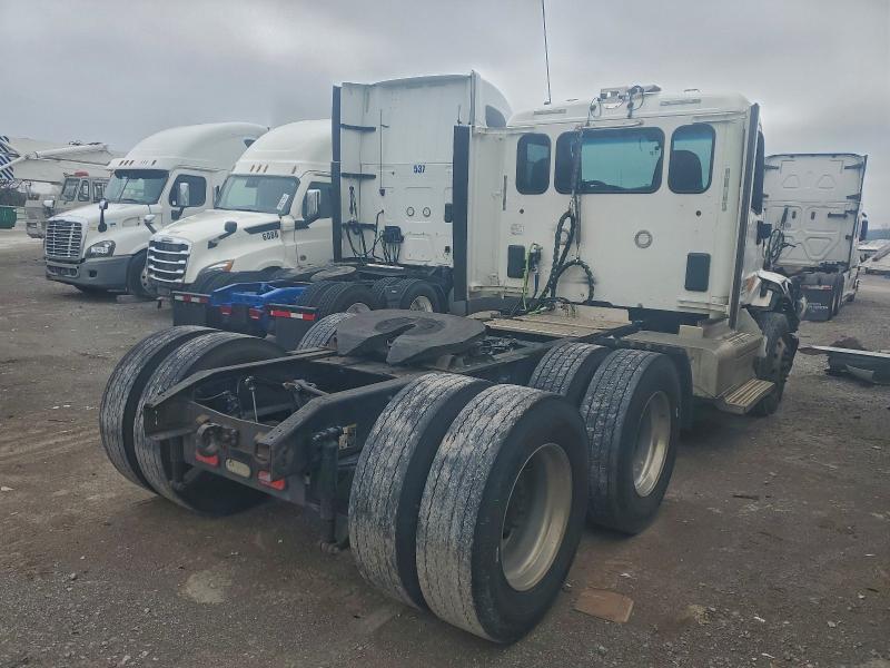 2018 PETERBILT TRACTOR 579 #3303912761