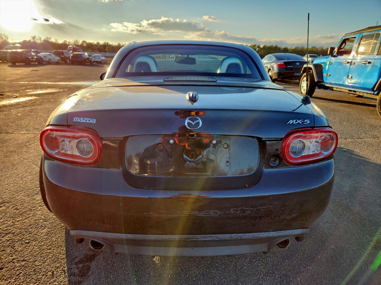 MAZDA MX-5 MIATA