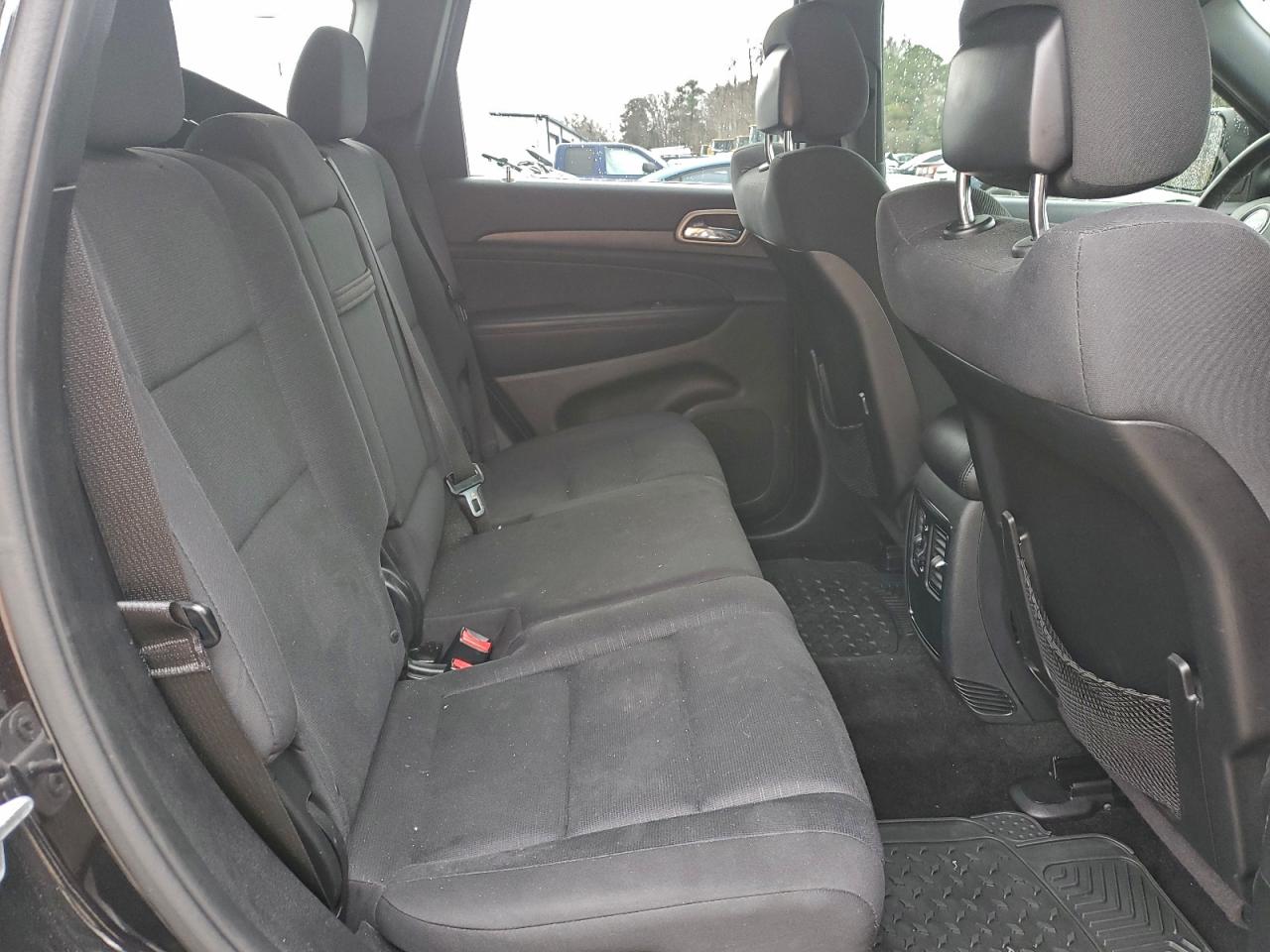 JEEP GRAND CHEROKEE LAREDO