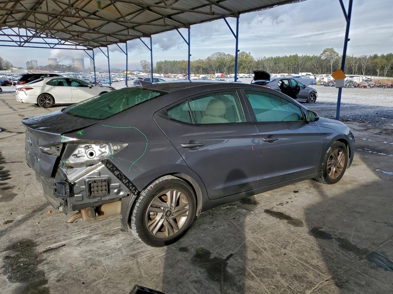 HYUNDAI ELANTRA SEL