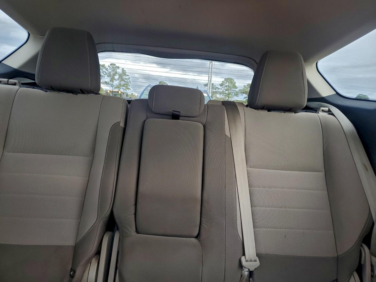 Lot #3305321301 2016 FORD ESCAPE SE