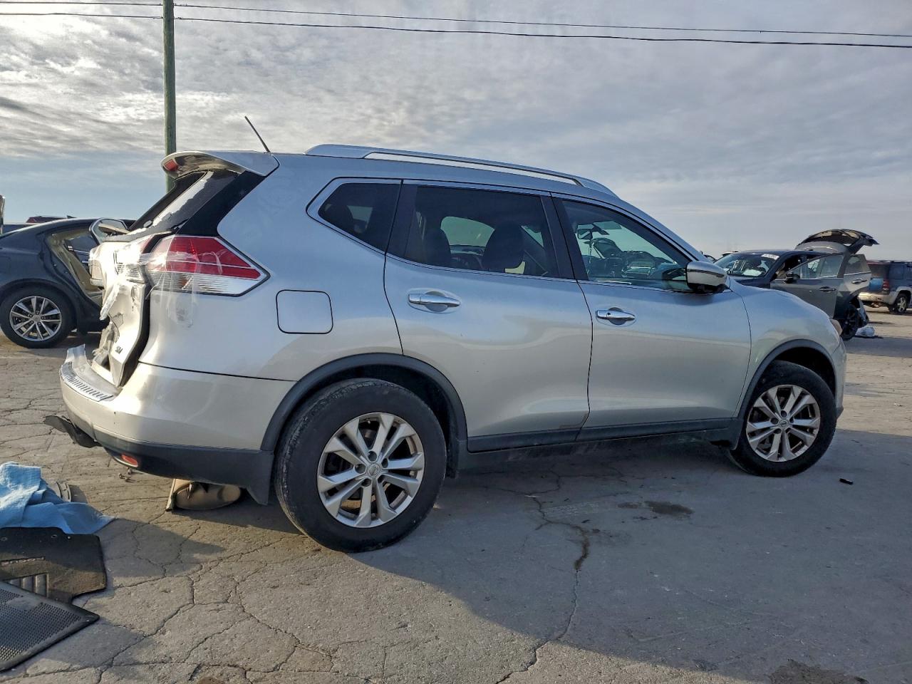 Lot #3309536585 2016 NISSAN ROGUE S