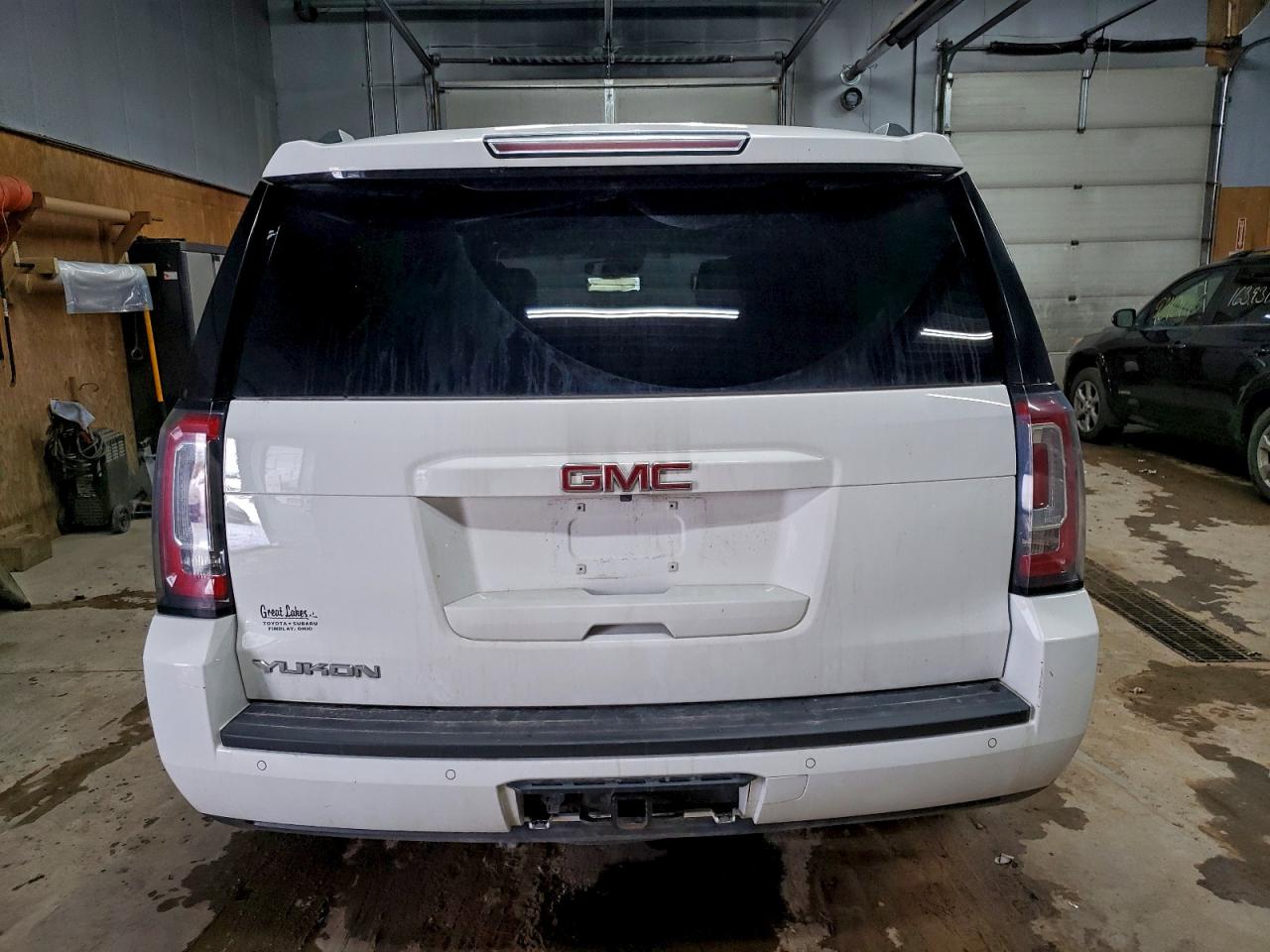 GMC YUKON SLE