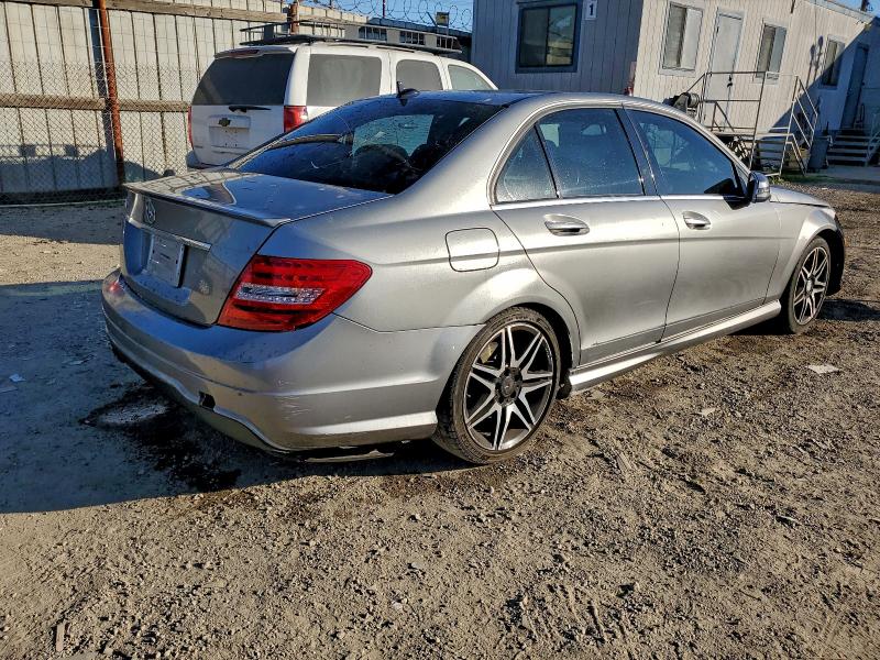 2013 MERCEDES-BENZ C 250 #3312412614