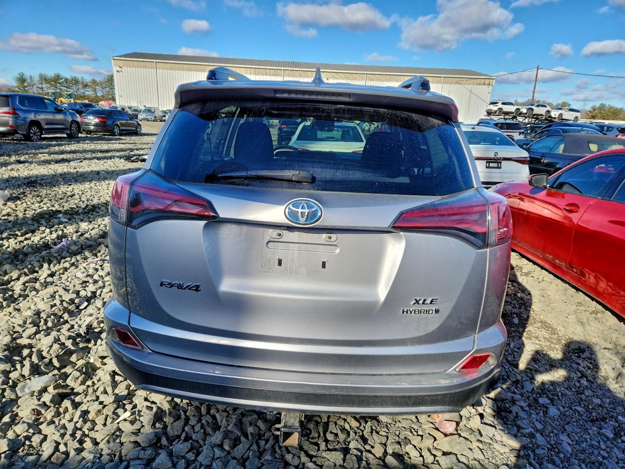 TOYOTA RAV4 LE