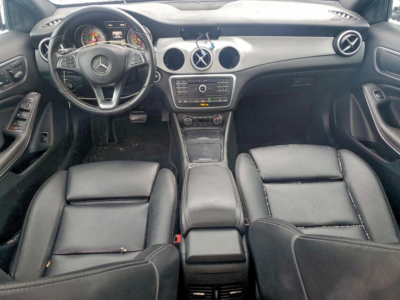 MERCEDES-BENZ GLA-CLASS 250 4MATIC