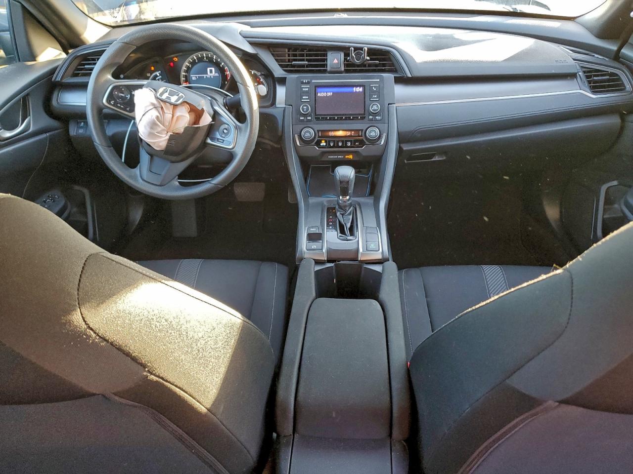 Lot #3317103009 2018 HONDA CIVIC LX