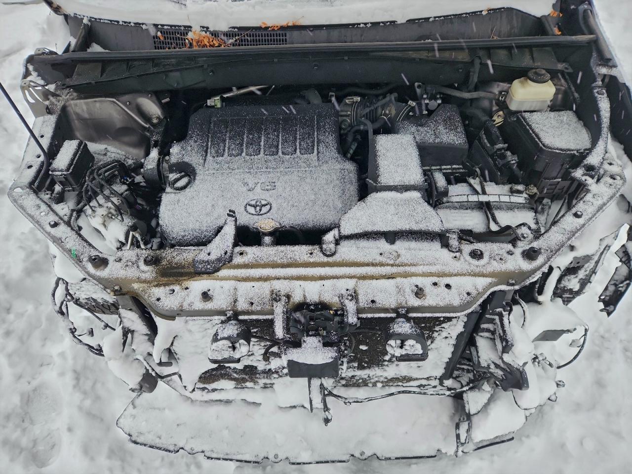 TOYOTA HIGHLANDER LIMITED