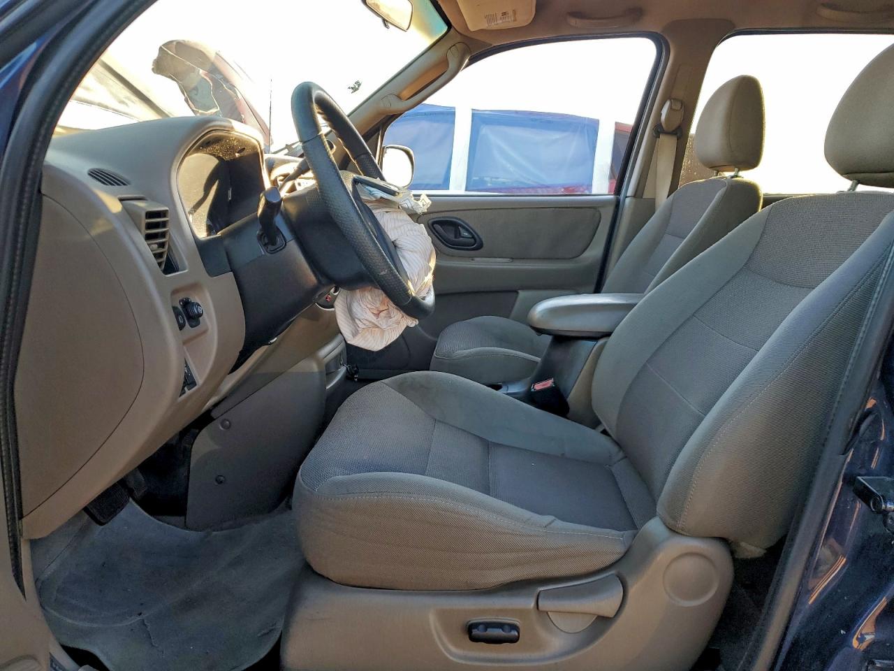 Lot #3316842721 2002 FORD ESCAPE 4D