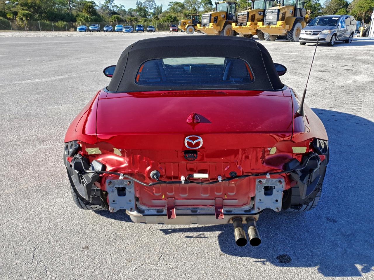 MAZDA MX-5 GRAND TOURING