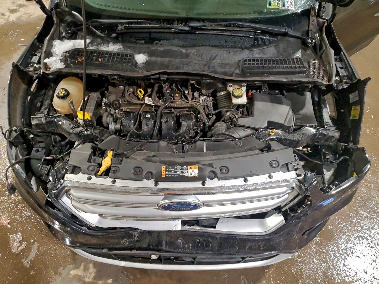 FORD ESCAPE TITANIUM