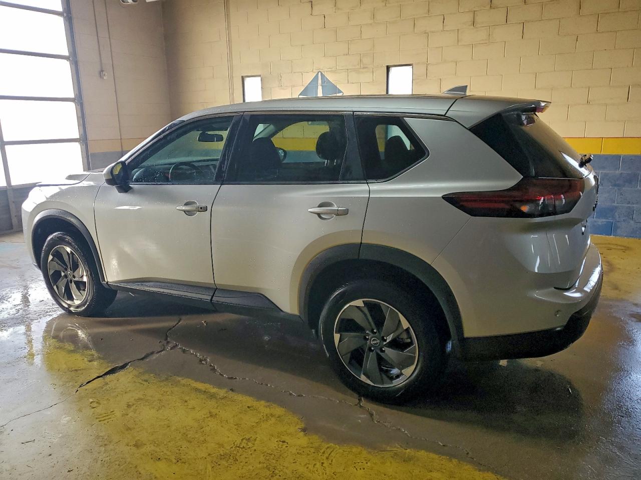 Lot #3310335989 2025 NISSAN ROGUE SV