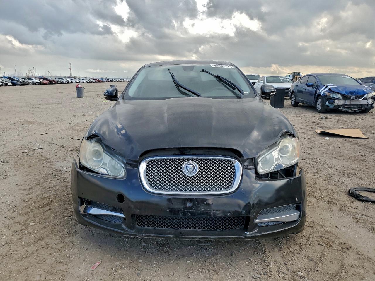 JAGUAR XF PREMIUM