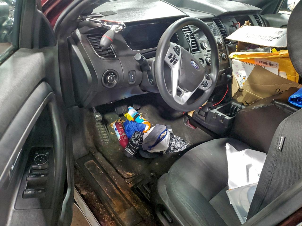 Lot #3319083306 2018 FORD TAURUS POL