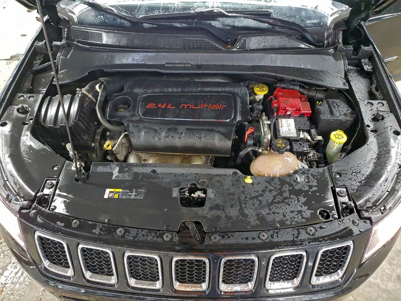 Lot #3315659774 2021 JEEP COMPASS LI